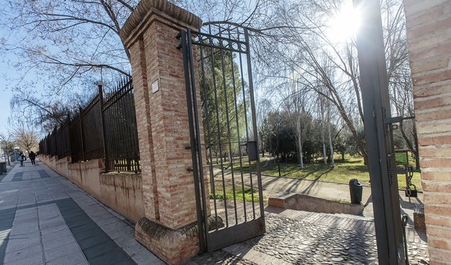Tomate Santuario virar Un hombre de 34 años se ahorca en el Tres Culturas | Noticias La Tribuna de  Toledo
