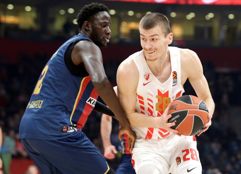 Stauskas y Shengelia reaniman al Baskonia