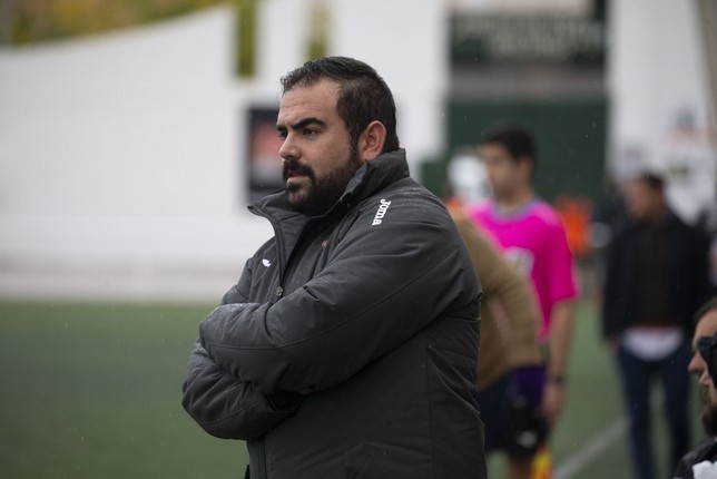 Carlos Calzada, técnico del Mora CF