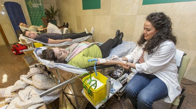 La maratón de donación de sangre recoge casi 300 bolsas