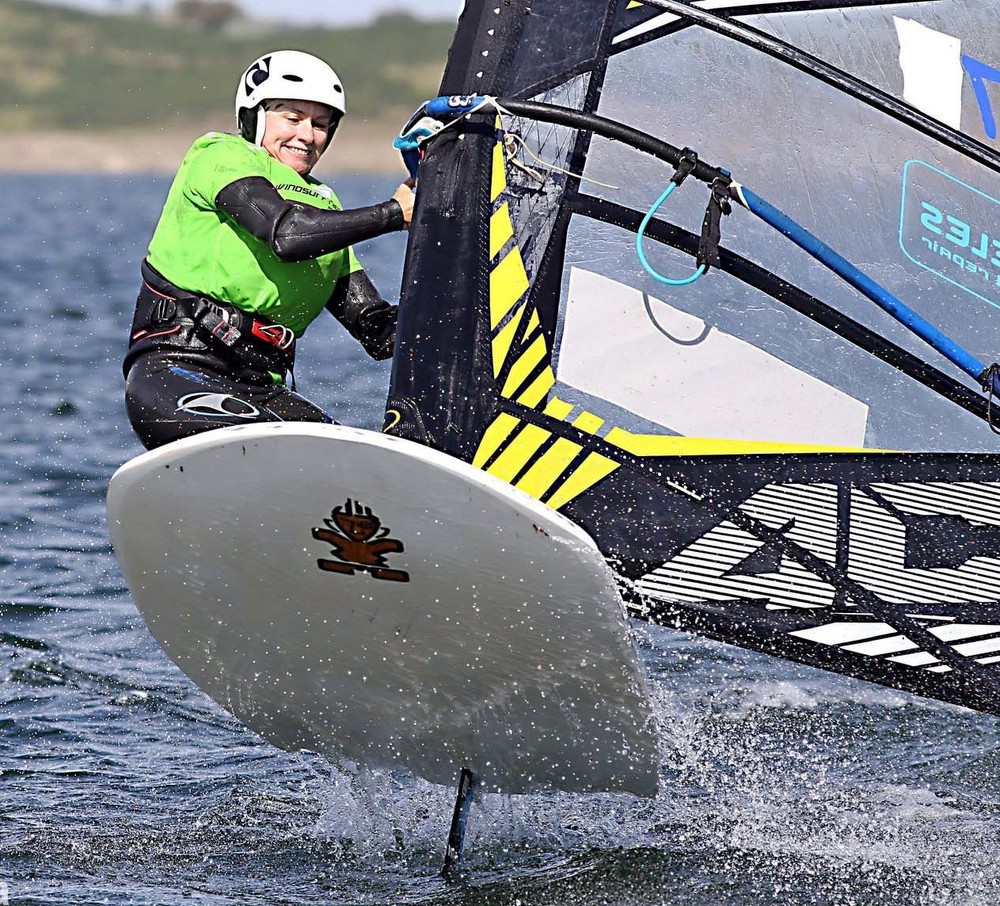 Vela y windsurf para jóvenes castellano-manchegos