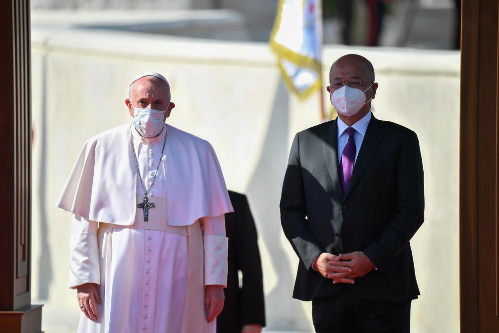 El Papa pide perdón en Irak por las guerras y el terror