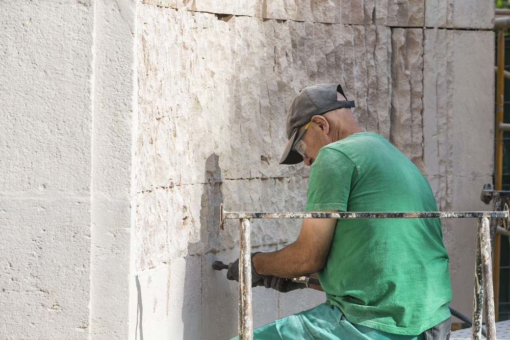 Arranca la restauración de la estatua de Alfonso X El Sabio