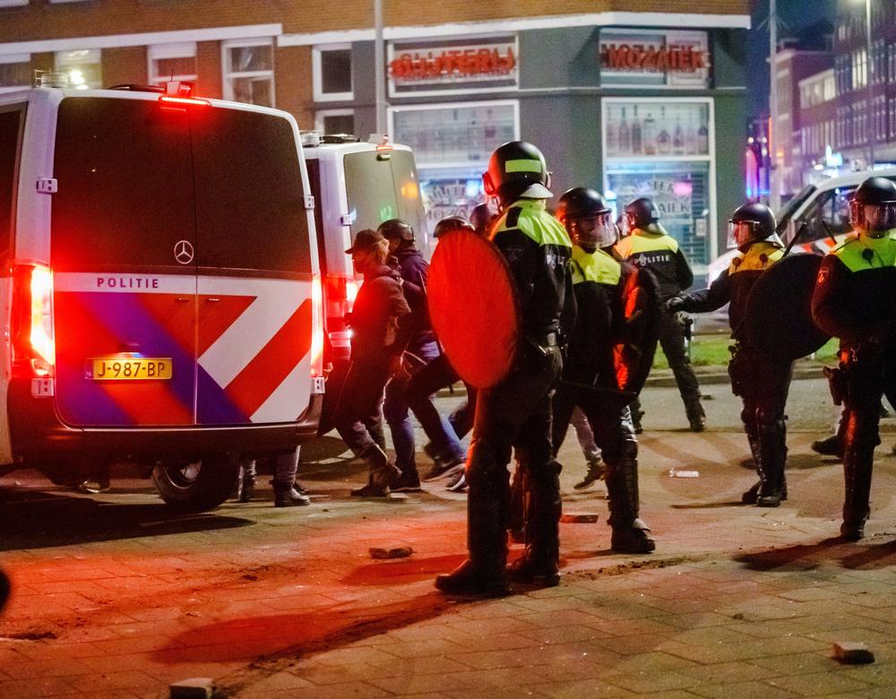 Riots in Rotterdam  / MARCO DE SWART