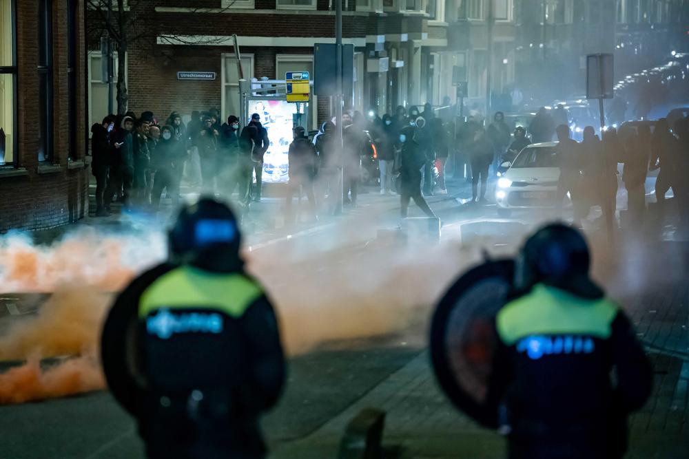 Riots in Rotterdam  / KILLIAN LINDENBURG / MEDIATV