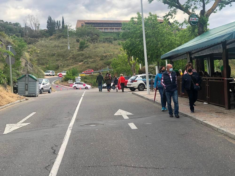 Toledo celebra la Virgen del Valle con orden y sin apreturas