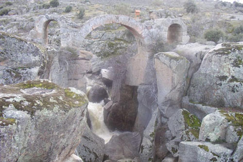 ‘La Canasta’: el puente rejuvenecido 1.500 años