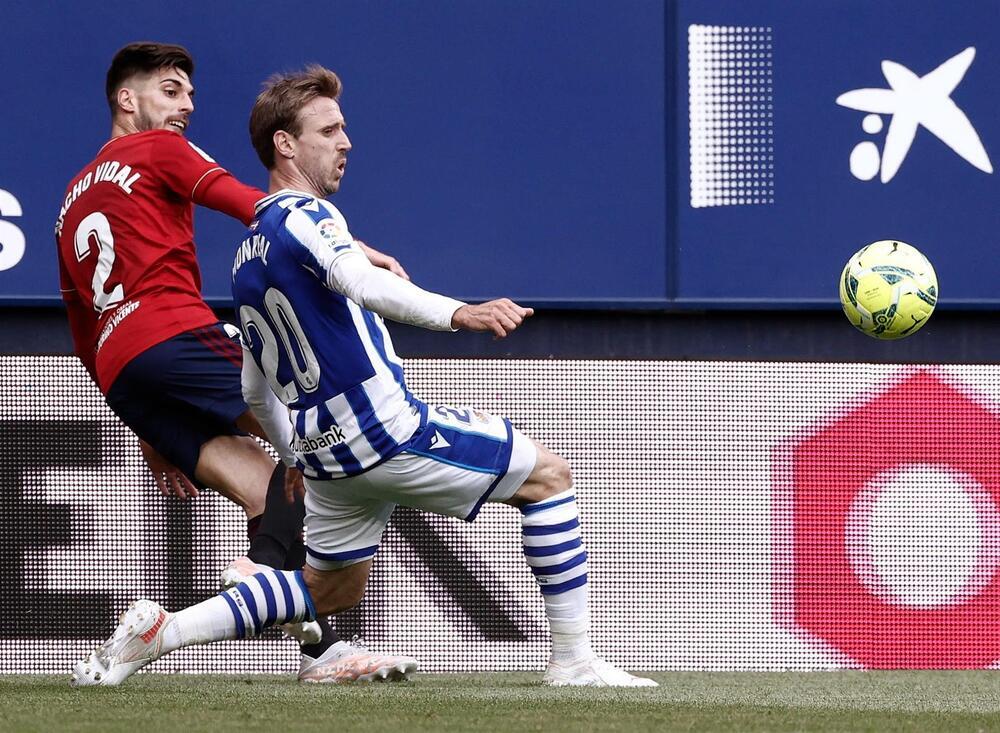 Isak mete a la Real Sociedad en la Liga Europa