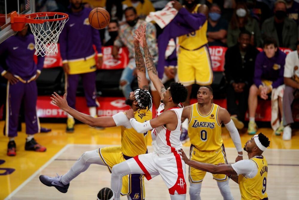 El 'Big Three' vuelve a marcar la diferencia con los Lakers