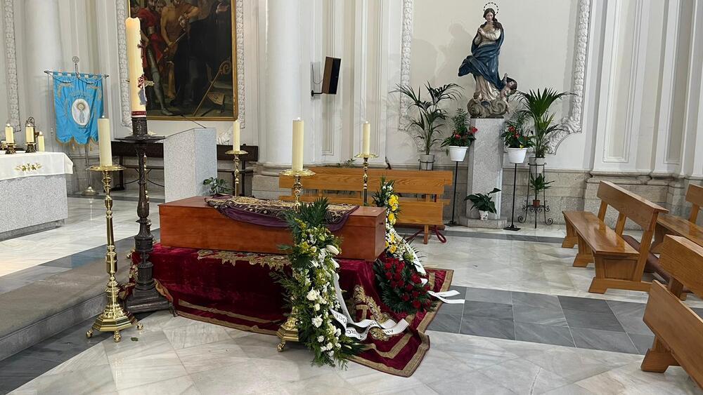 Comienza el funeral de Francisco Álvarez