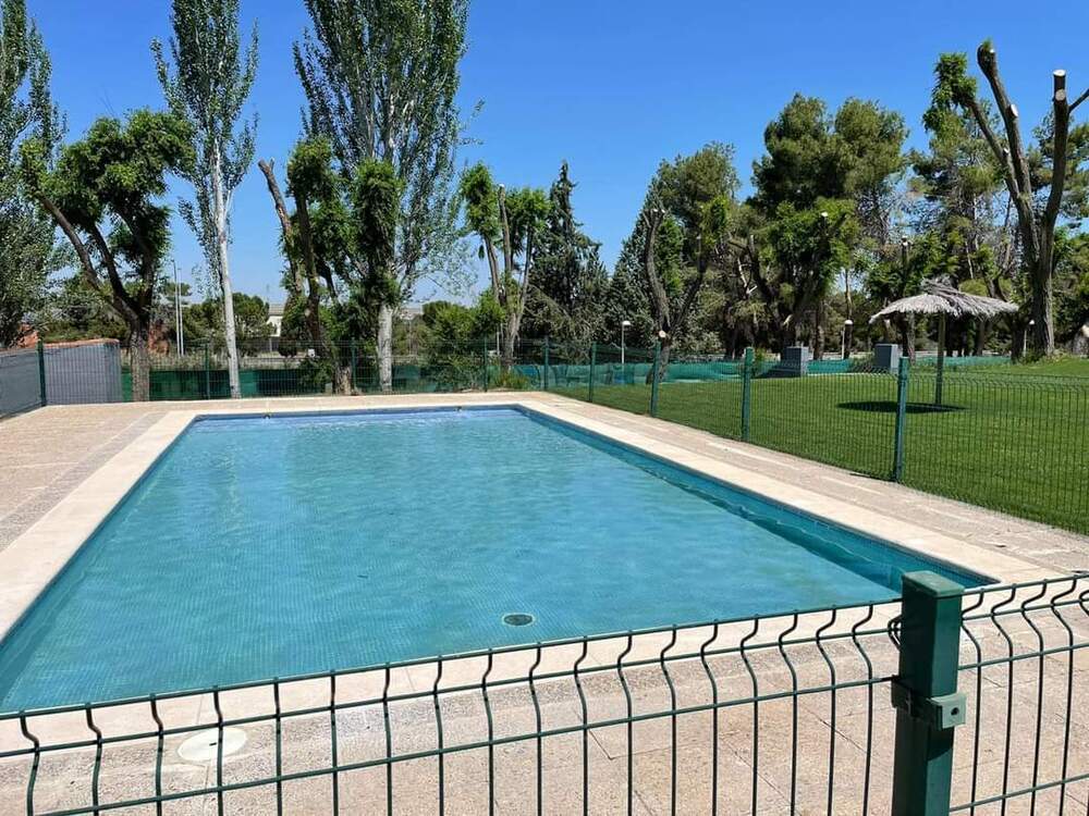 Las 5 piscinas de verano inauguran mañana la temporada de baño