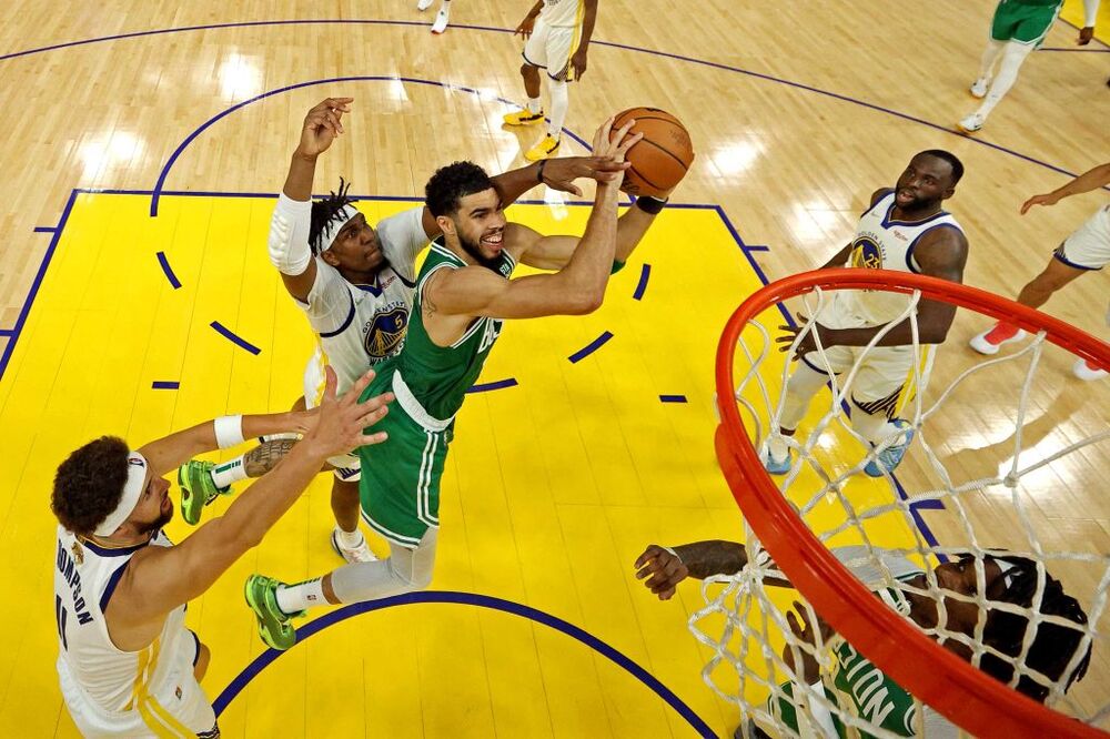 NBA: Finals-Boston Celtics at Golden State Warriors  / JED JACOBSOHN