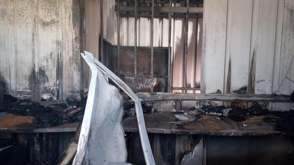 Un incendio arrasa las instalaciones del CF Benquerencia