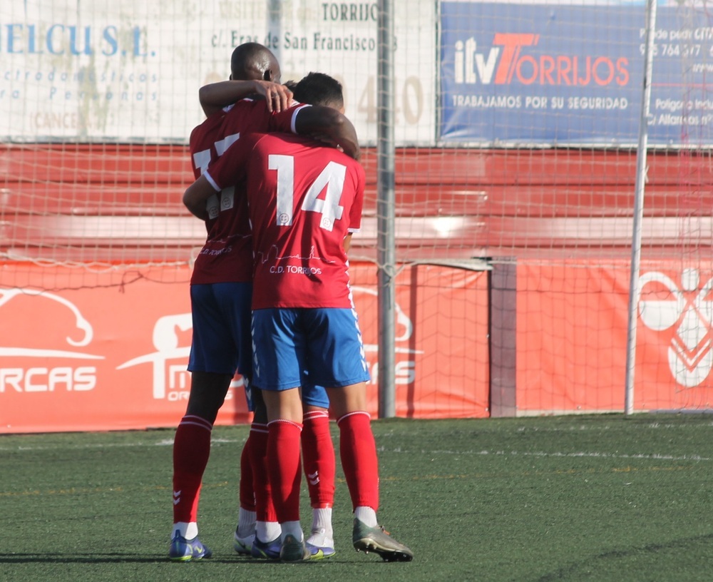 El Torrijos golea al Villacañas en el derbi (3-0)
