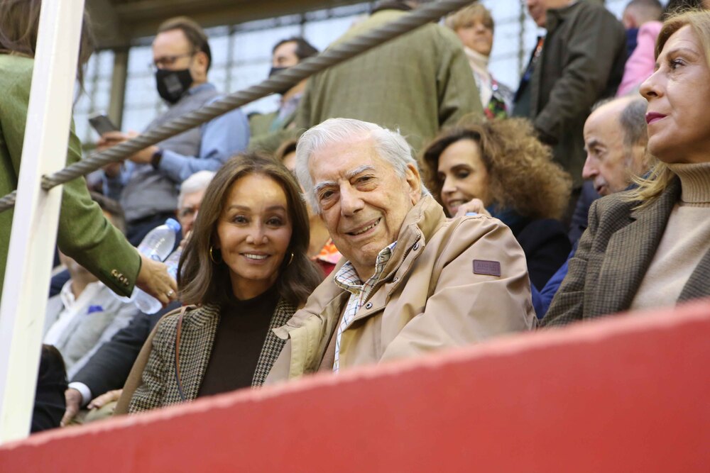 Isabel Preysler y Mario Vargas Llosa son reconocidos seguidores de Roca Rey