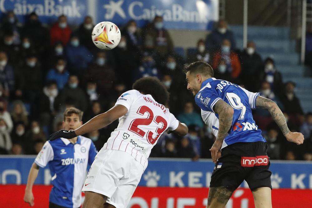 El Sevilla no encuentra el camino ante un buen Alavés