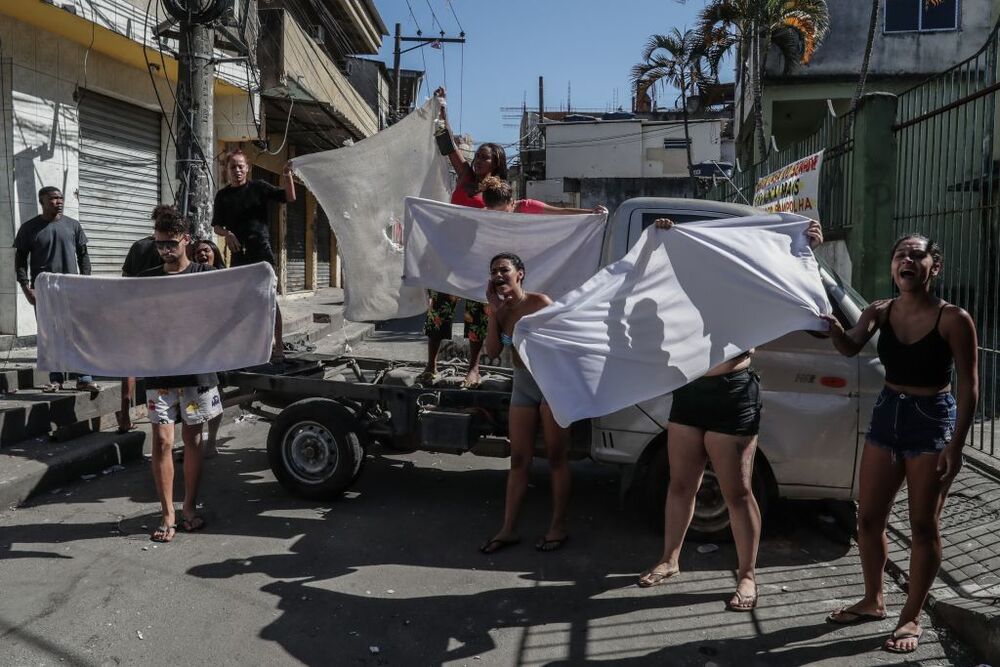 Operativo policial contra bandas criminales deja al menos cuatro muertos en Río  / ANDRÉ COELHO