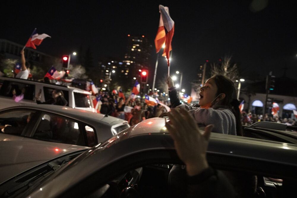 Chile rechaza con un 62,2 % la propuesta de nueva Constitución  / ALBERTO VALDÉS