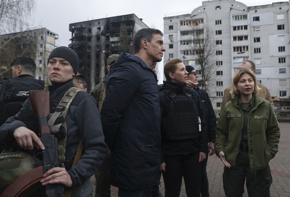 Pedro Sánchez visita la ciudad de Borodianka (Ucrania)  / MIGUEL GUTIÉRREZ