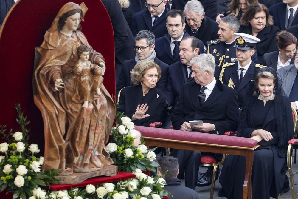 Misa funeral por el Papa emérito Benedicto XVI en la Plaza de San Pedro  / FABIO FRUSTACI