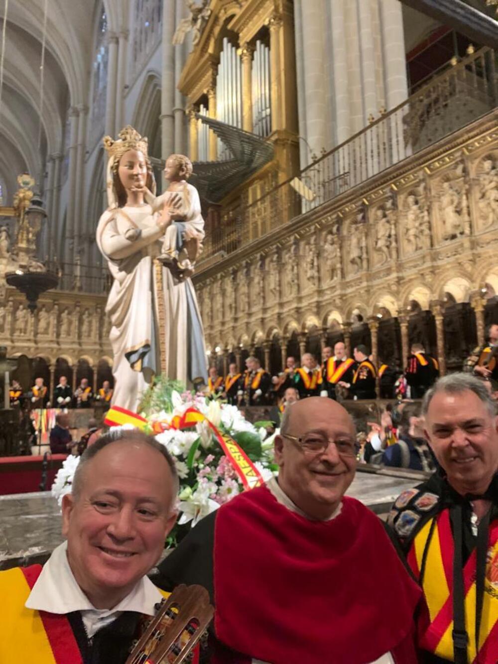 ‘Ronda mariana’ de Tuna España en la Catedral