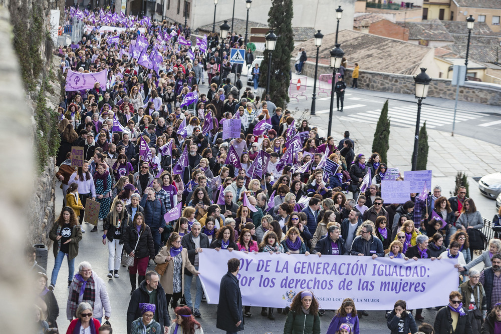 Manifestación del 8M por las calles de Toledo.
