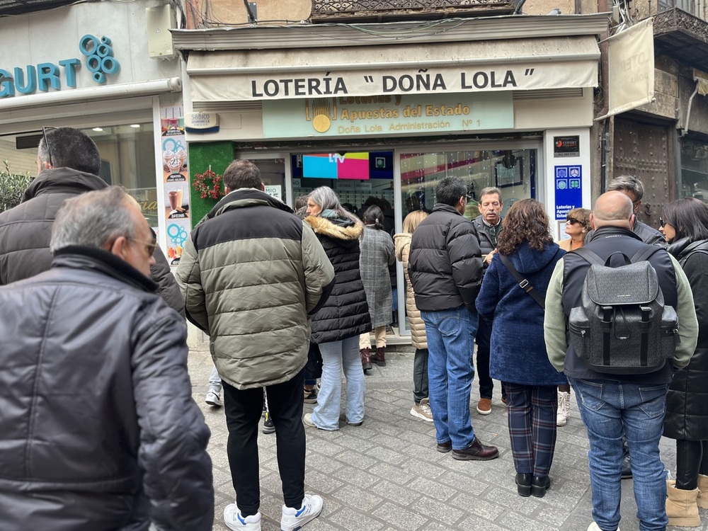 El puente de diciembre congestiona las calles de Toledo