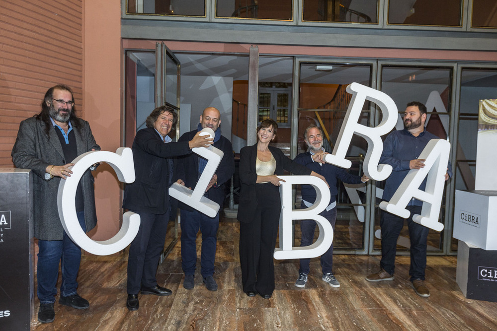 El elenco de 'Que nadie duerma' disfrutando del CiBRA.