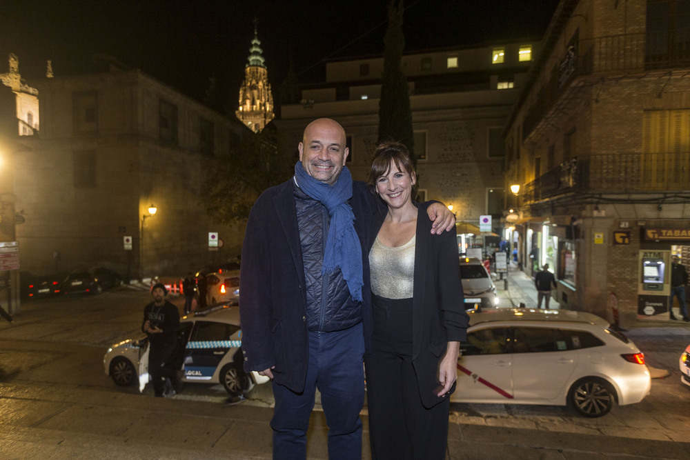 El director Antonio Méndez junto a la protagonista Malena Alterio.