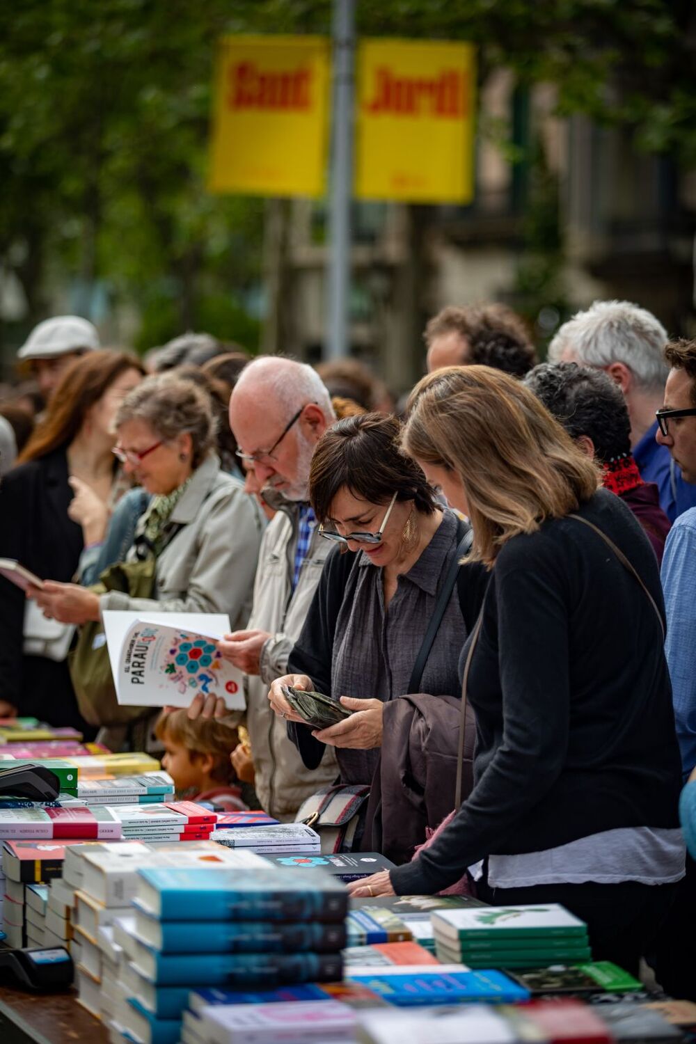 Celebración de Sant Jordi y Día del Libro en Barcelona   / KIKE RINCÓN