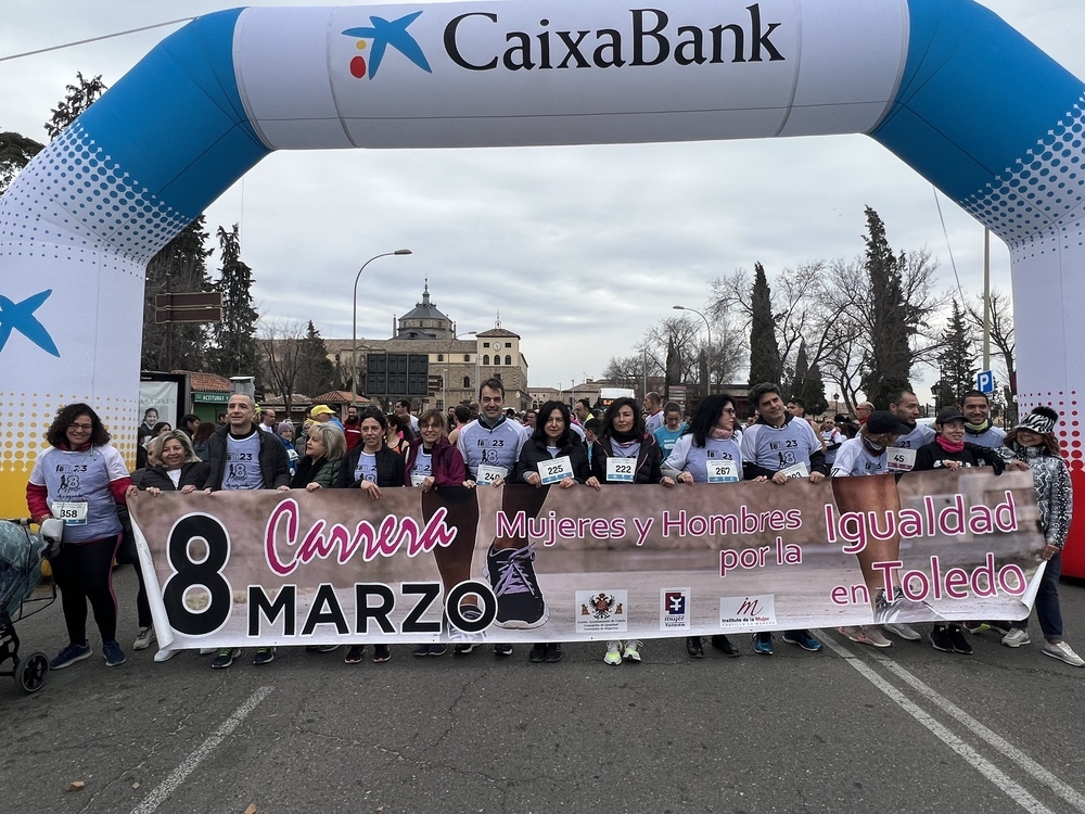 La carrera forma parte de las actividades organizadas por el Ayuntamiento por el Día Internacional de la Mujer que se celebra el 8-M.