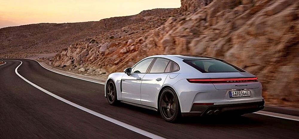 Porsche lanza tres híbridos para el Panamera