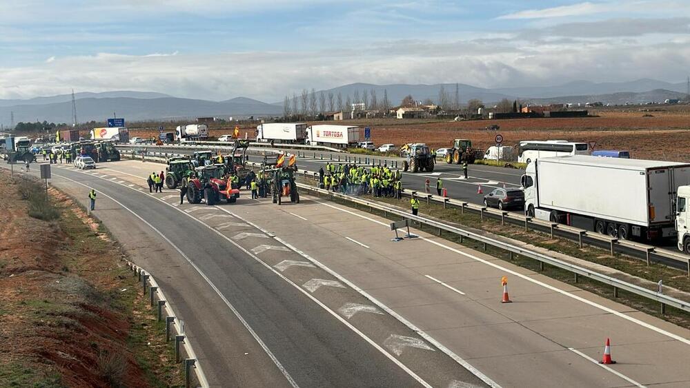 Cortes en la A-4 a la altura de Madridejos