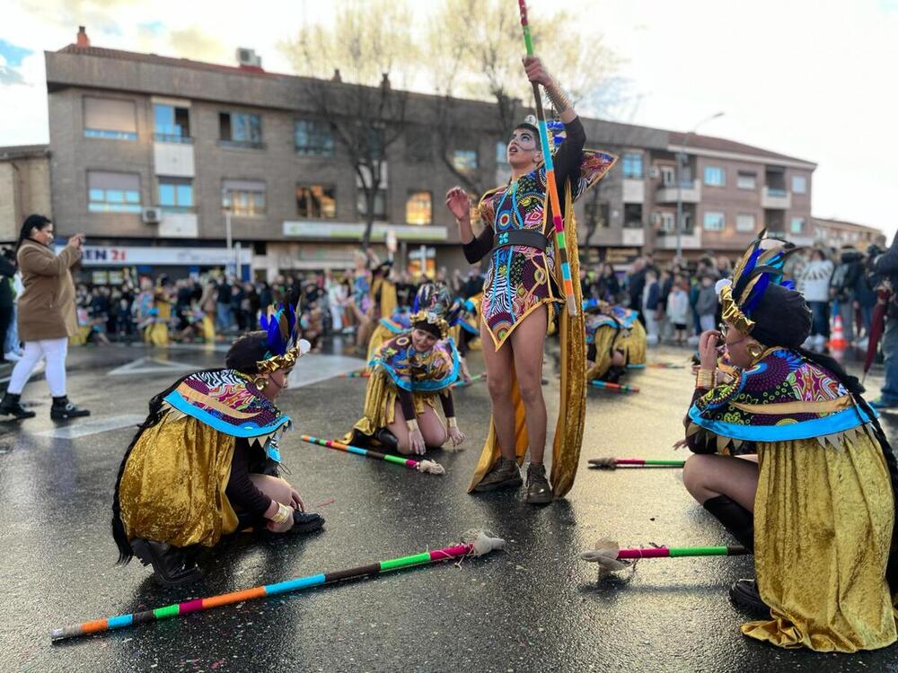 Carnaval a prueba de lluvia y calles llenas de alegría