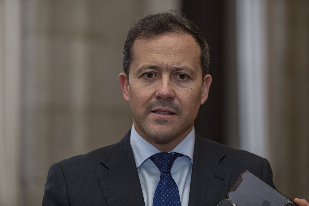 Carlos Velázquez, durante la atención a los medios previa a la segunda reunión del consejo asesor.