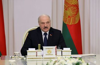 Lukashenko tratará de resolver con la UE la crisis fronteriza