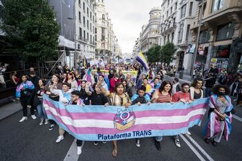 Marcha multitudinaria en Madrid a favor de la Ley Trans