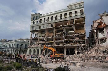 Muere una española en la explosión del hotel de la Habana