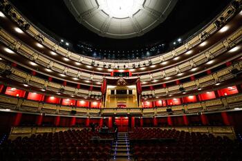 Del gafe al milagro: 25 años del nuevo Teatro Real
