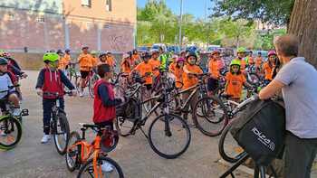 El carril bici se ampliará hasta 18 centros educativos