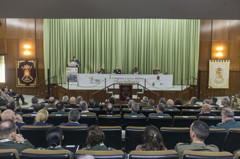 Sociólogos militares y civiles se reúnen en la Academia