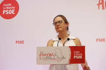 PSOE pregunta a Núñez si se arrepiente del despido de bomberos