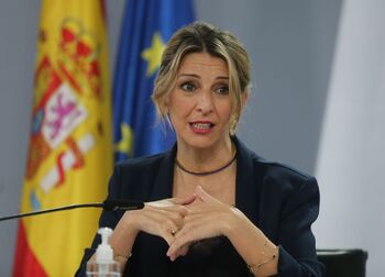 El Gobierno aprueba la subida del SMI hasta los 1.000 euros