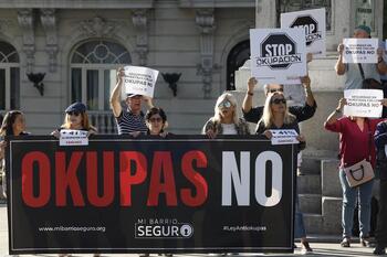 El PSOE propone desalojar a los okupas en un máximo de 48 horas