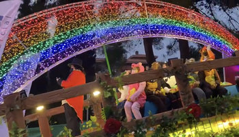 Arranca la cabalgata de Reyes bajo amenaza de lluvia