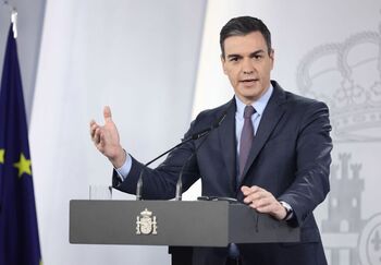 Sánchez defiende aumentar el presupuesto de Defensa