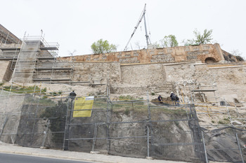 El Estado restaurará 5 tramos de la muralla por 900.000 euros