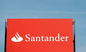 Santander gana 2.543 millones hasta marzo, un 58% más