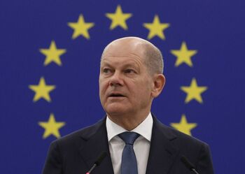 Scholz pide a la UE reaccionar ante la rivalidad de China