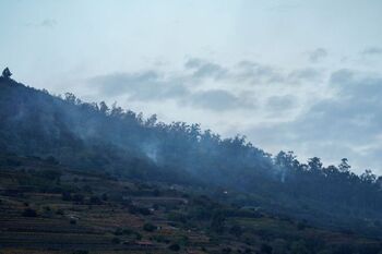 El incendio de Tenerife baja de peligrosidad